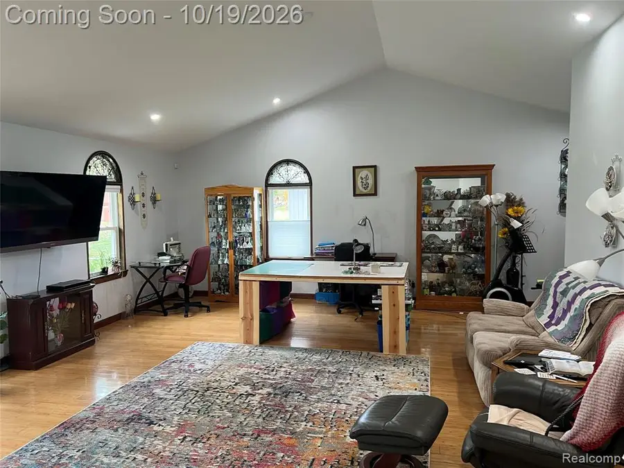 2090 Vandekarr, Owosso, MI 48867 - #2