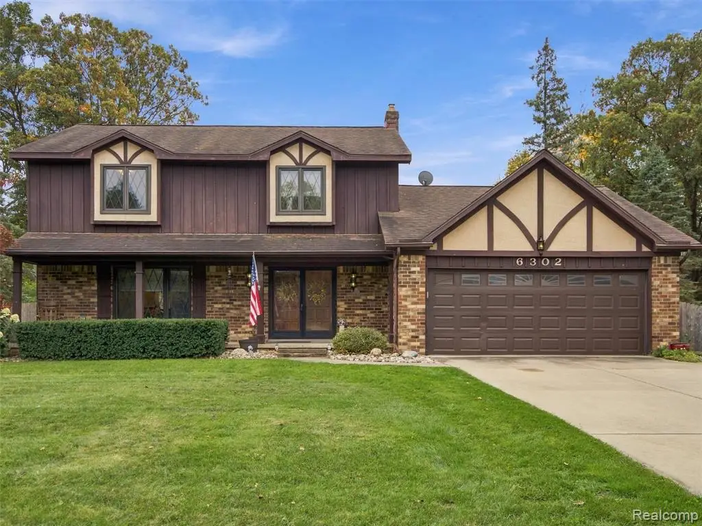 6302 Kings Pointe, Grand Blanc, MI 48439 - #1