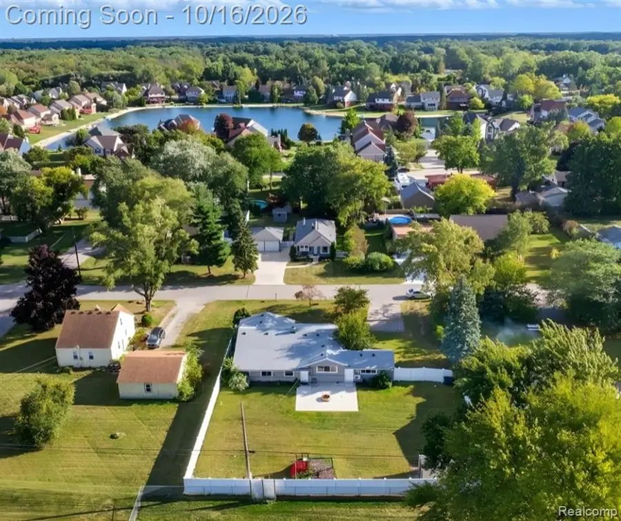 2075 Gulliver, Troy, MI 48085 - #2