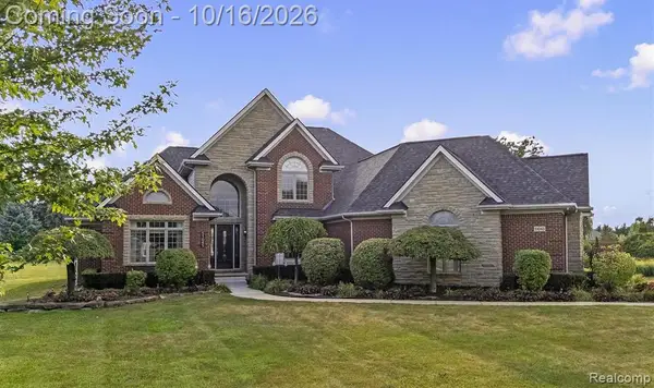 51045 Sunday, Northville, MI 48167