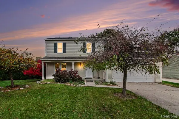 5846 Kings Arms, Waterford, MI 48327