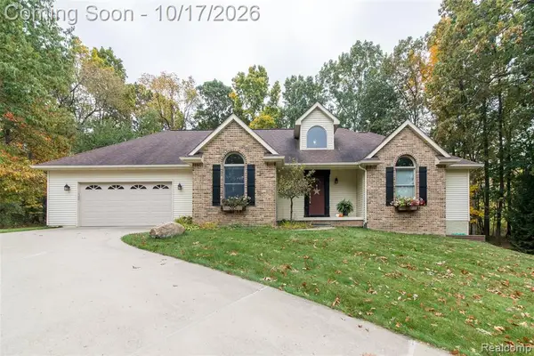 10315 Denton Creek, Fenton, MI 48430