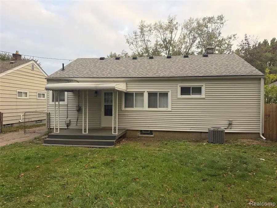 31207 Florence, Garden City, MI 48135 - #2