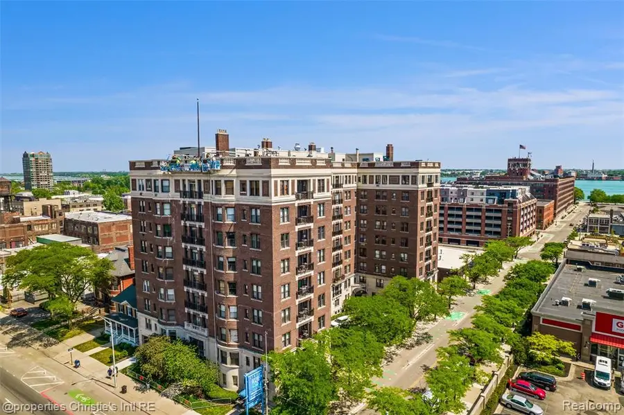 2900 E Jefferson #901D, Detroit, MI 48207 - #2
