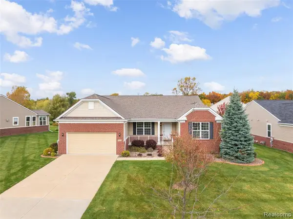 6309 Crystal Downs, Grand Blanc, MI 48439