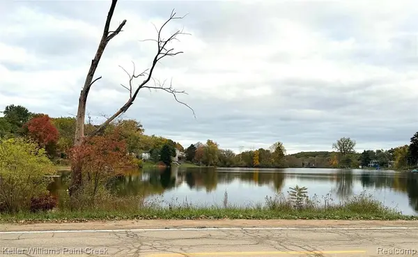 000 N Conklin, Lake Orion, MI 48362