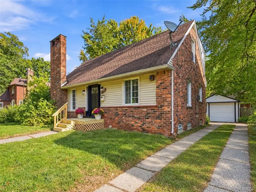 9975 W Outer, Detroit, MI 48223 - #2