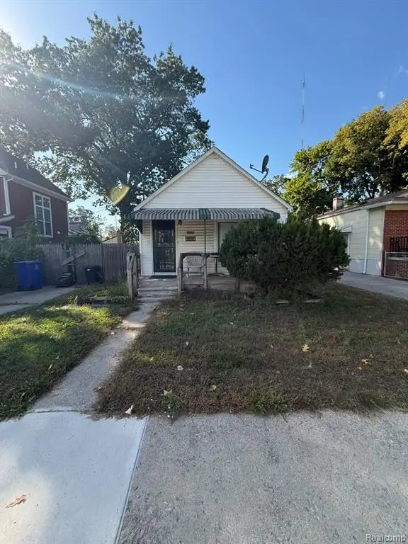 21385 Garden, Ferndale, MI 48220