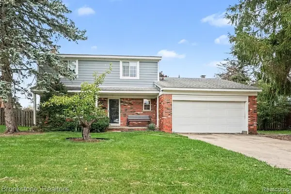 4045 Ramblewood, Troy, MI 48085