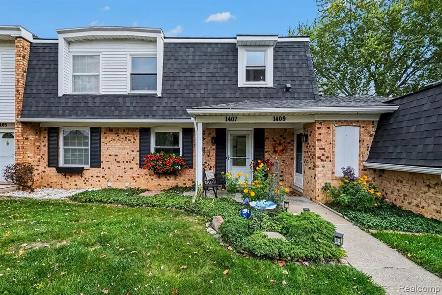 1407 Wexford, Davison, MI 48423 - #2
