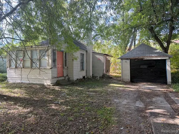 15877 Pierson, Detroit, MI 48223