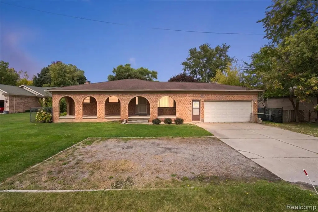 48969 Callens, Chesterfield, MI 48047 - #1