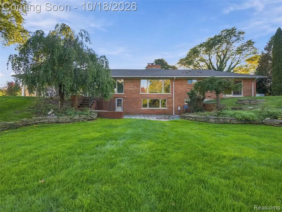 7393 E Greenwich, Bloomfield Hills, MI 48301 - #2