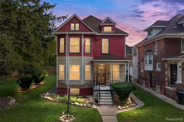 210 Melbourne, Detroit, MI 48202