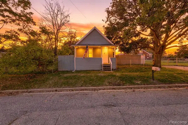 384 Nebraska, Pontiac, MI 48341