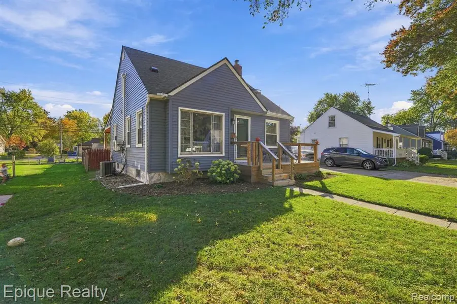 316 Rosemore, Davison, MI 48423 - #2
