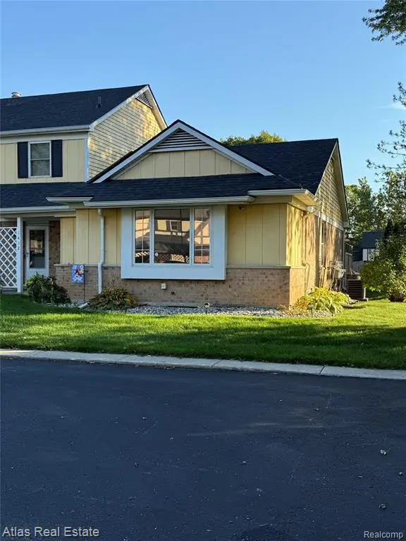 1412 Westbury, Davison, MI 48423 - #1