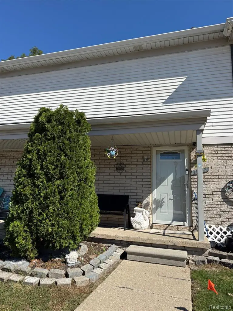 15437 Dupage, Taylor, MI 48180 - #1