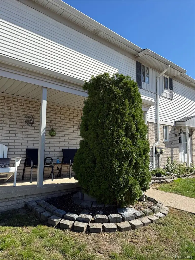 15437 Dupage, Taylor, MI 48180 - #2