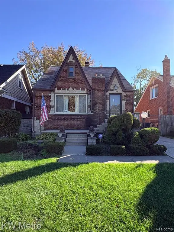 14650 Freeland, Detroit, MI 48227