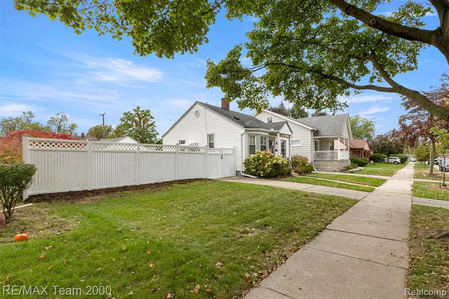 23309 Nona, Dearborn, MI 48124 - #3