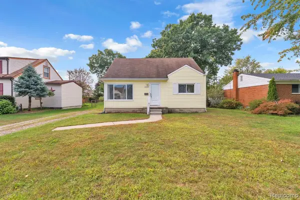 32239 Chester, Garden City, MI 48135