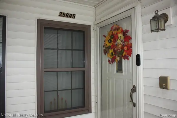 35845 Castlewood, Westland, MI 48185
