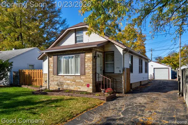 256 W Goulson, Hazel Park, MI 48030