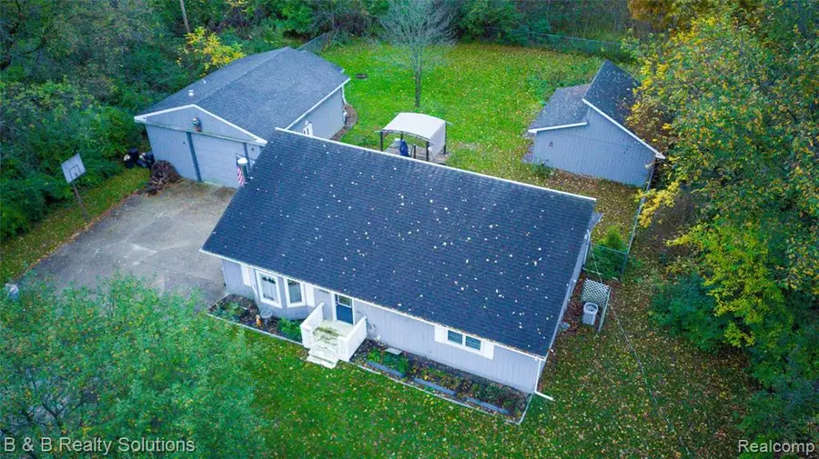 7171 Stanley, Flushing, MI 48433 - #3