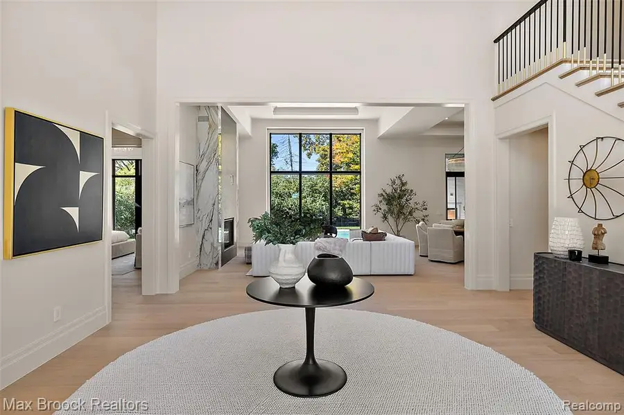 5560 Franklin, Bloomfield Hills, MI 48301 - #2
