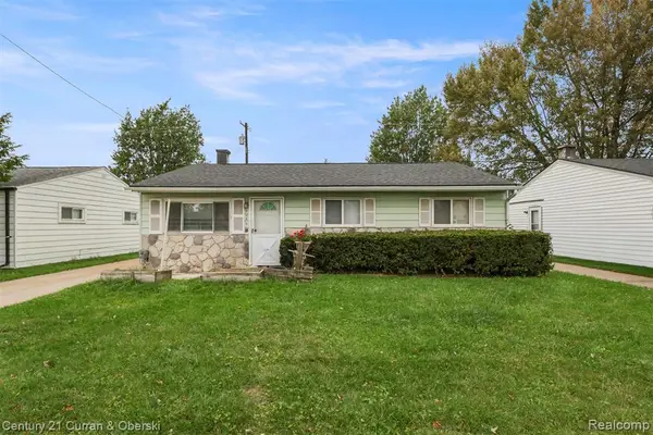 2056 Alberta, Westland, MI 48186