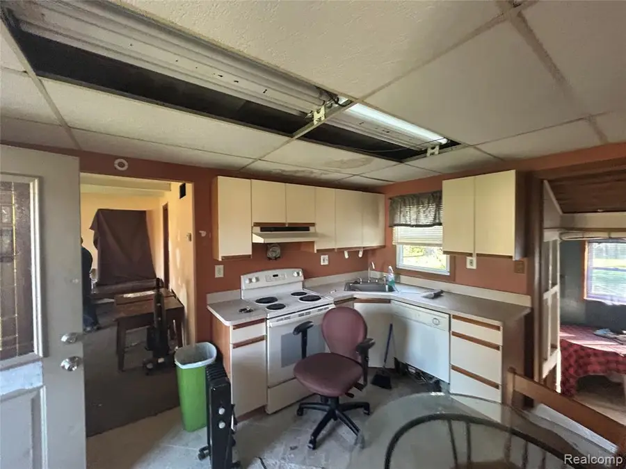 11737 Cornell, Taylor, MI 48180 - #3