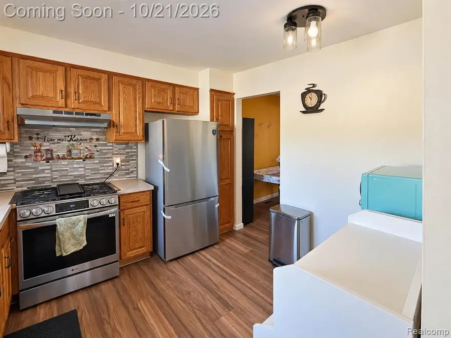 3892 Old Creek, Troy, MI 48084 - #3