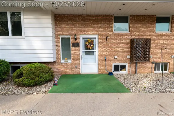180 E 1st Street #10, Imlay City, MI 48444