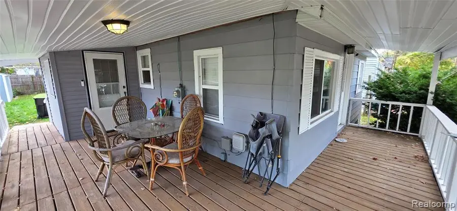 1029 W Boatfield, Flint, MI 48507 - #3