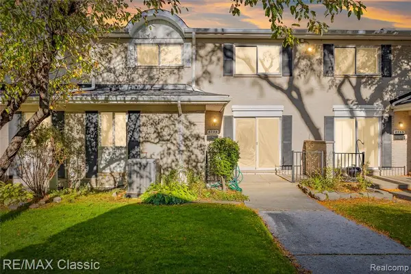 8733 George F Bunker #2, Sterling Heights, MI 48313