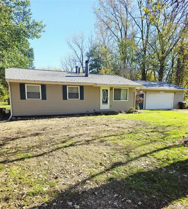 5047 Oak, Webberville, MI 48892
