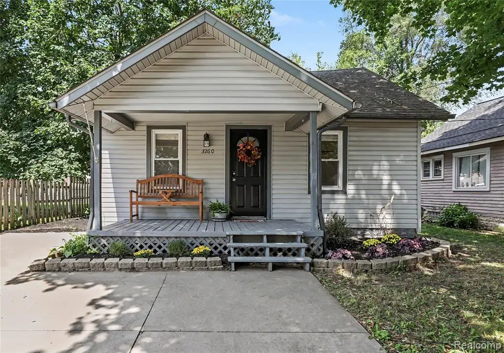 3260 Wanamaker, Waterford, MI 48328 - #1