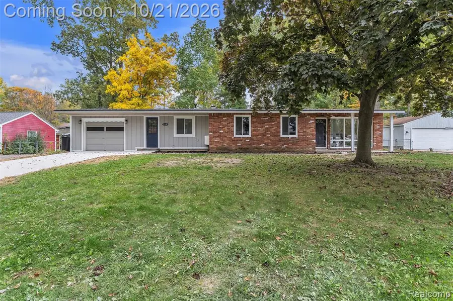 1339 Delta, Walled Lake, MI 48390 - #3