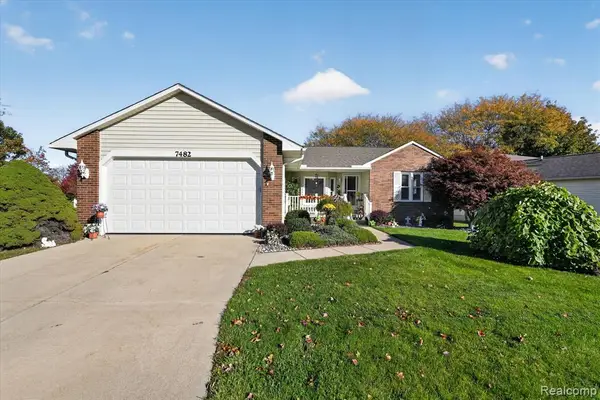7482 Country Meadow, Swartz Creek, MI 48473