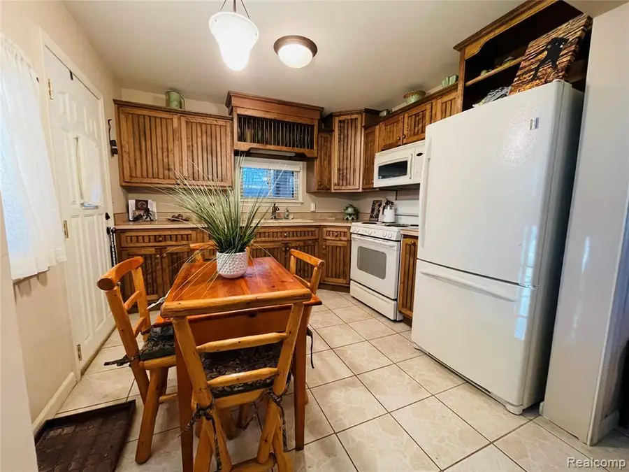 465 Ogemaw, Rose City, MI 48654 - #3