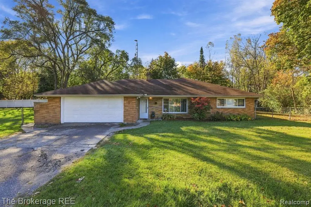 2336 Maple, Grand Blanc, MI 48507 - #1