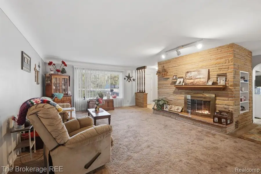 2336 Maple, Grand Blanc, MI 48507 - #3