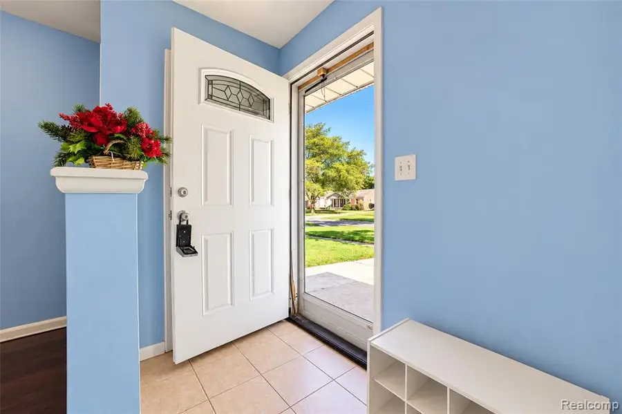 15730 Churchill, Southgate, MI 48195 - #3