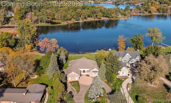 1616 Apple, Bloomfield Hills, MI 48302