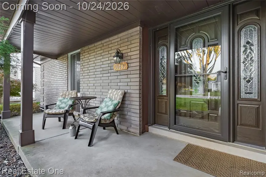 39435 Baroque, Clinton Township, MI 48038 - #2