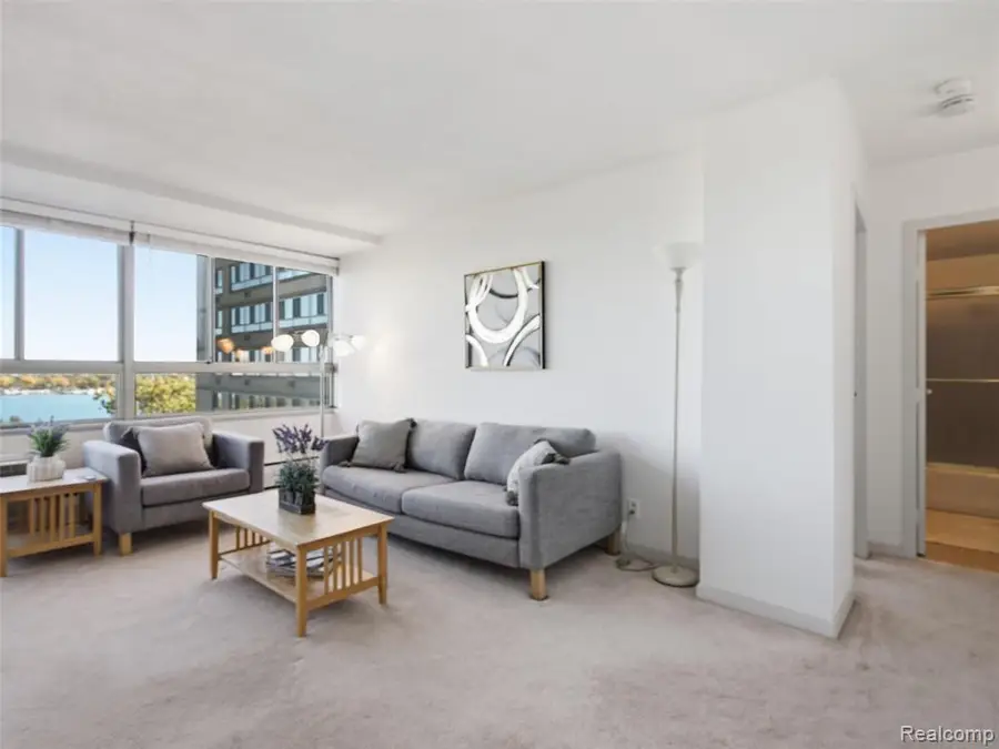 8900 E Jefferson #1226, Detroit, MI 48214 - #2