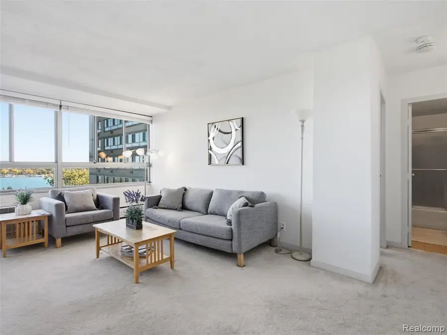8900 E Jefferson #1226, Detroit, MI 48214 - #3