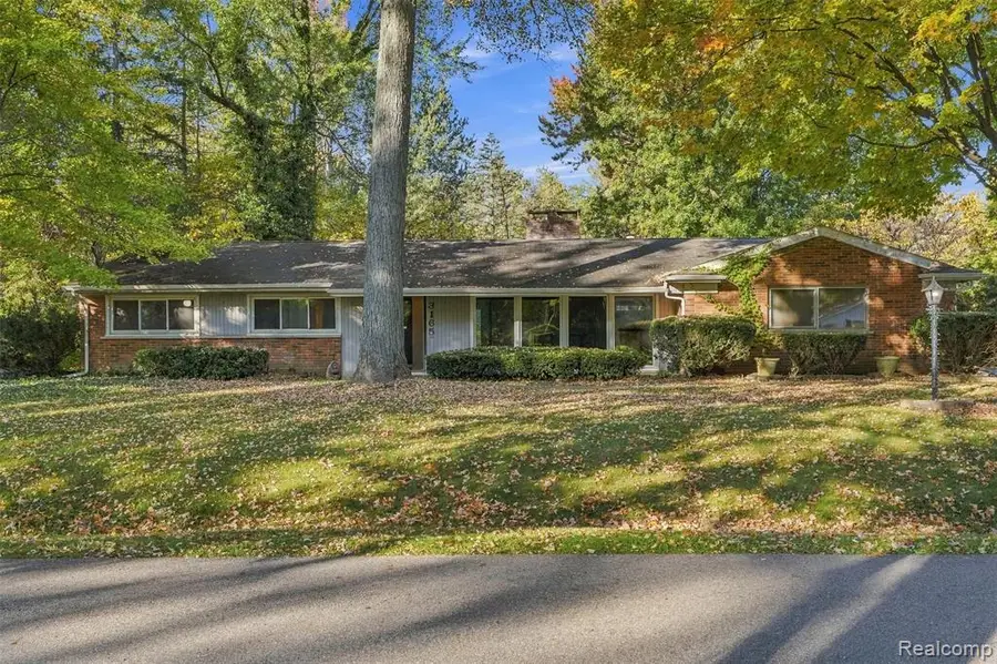 3165 Oakhill, Troy, MI 48084 - #2