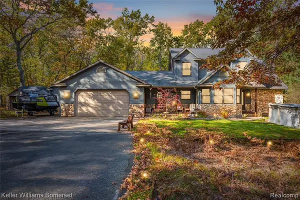 4570 Castlewood, Houghton Lake, MI 48629